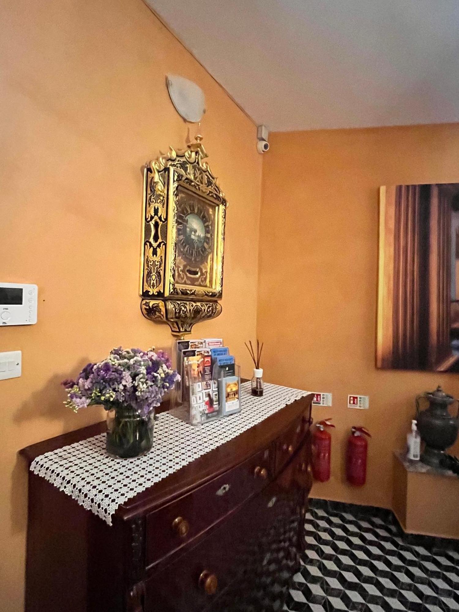 My Travel House Hotel Rabat Bagian luar foto
