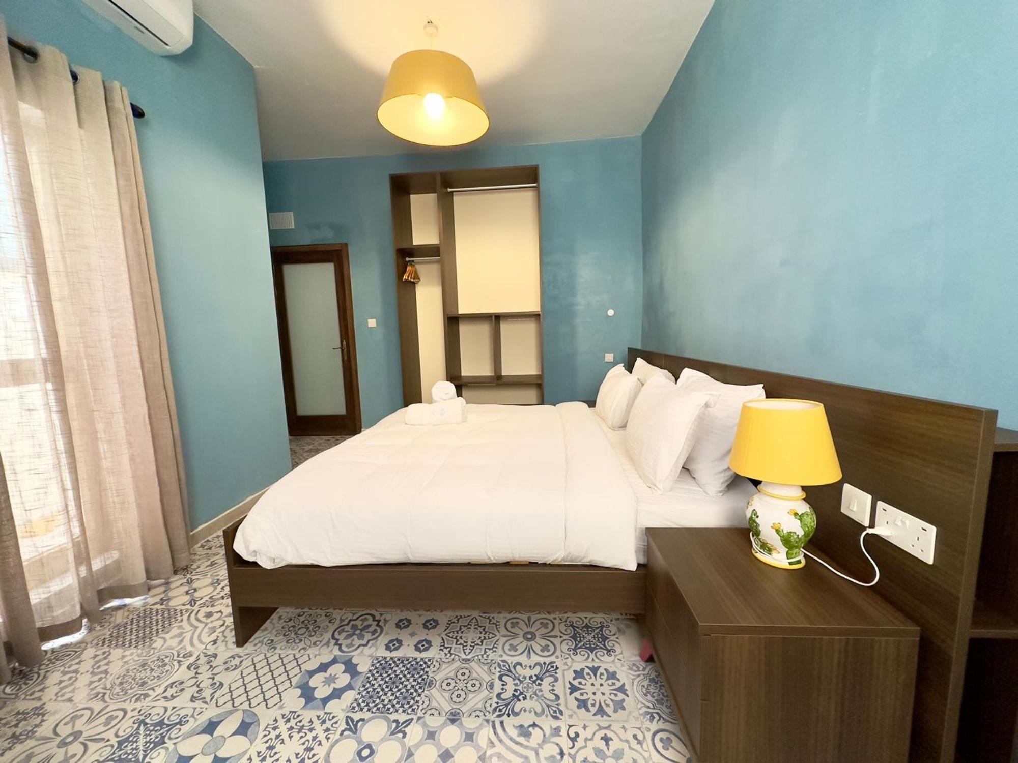 My Travel House Hotel Rabat Bagian luar foto