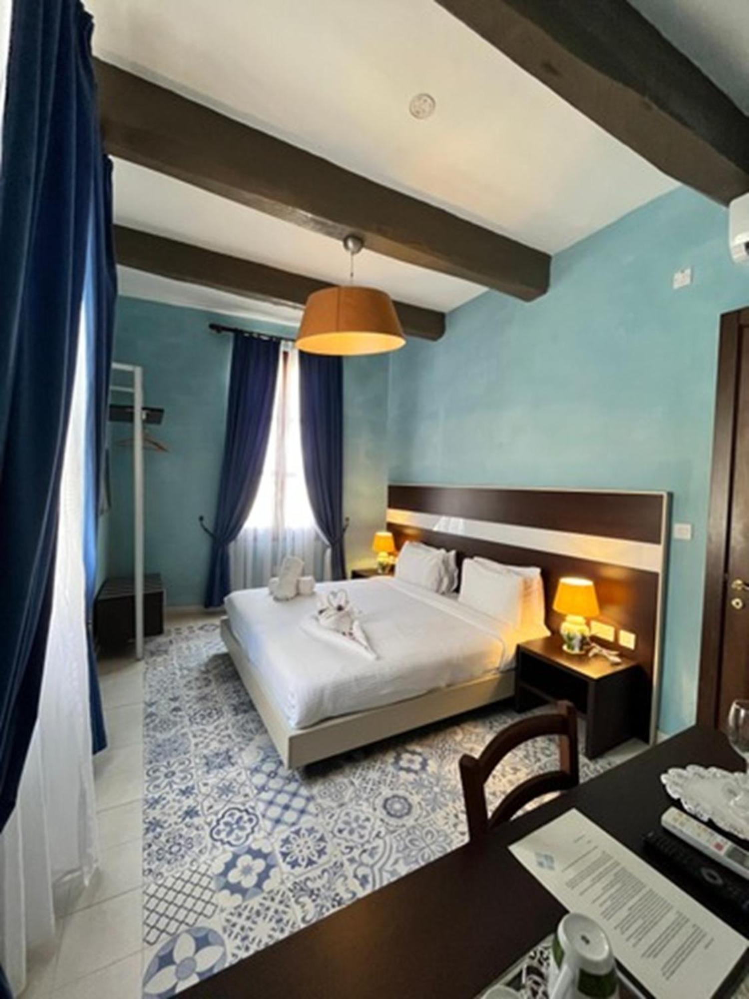 My Travel House Hotel Rabat Bagian luar foto