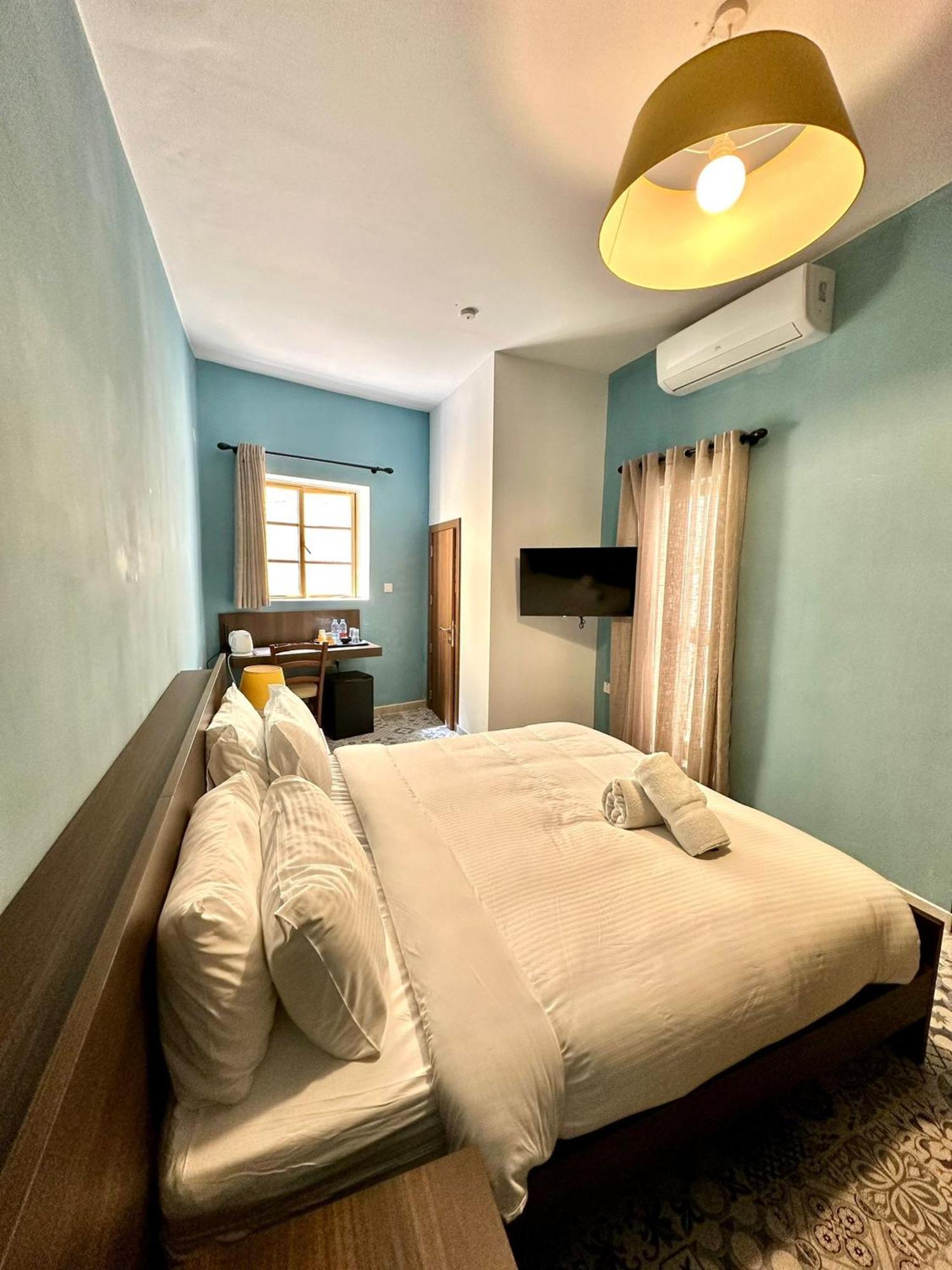 My Travel House Hotel Rabat Bagian luar foto