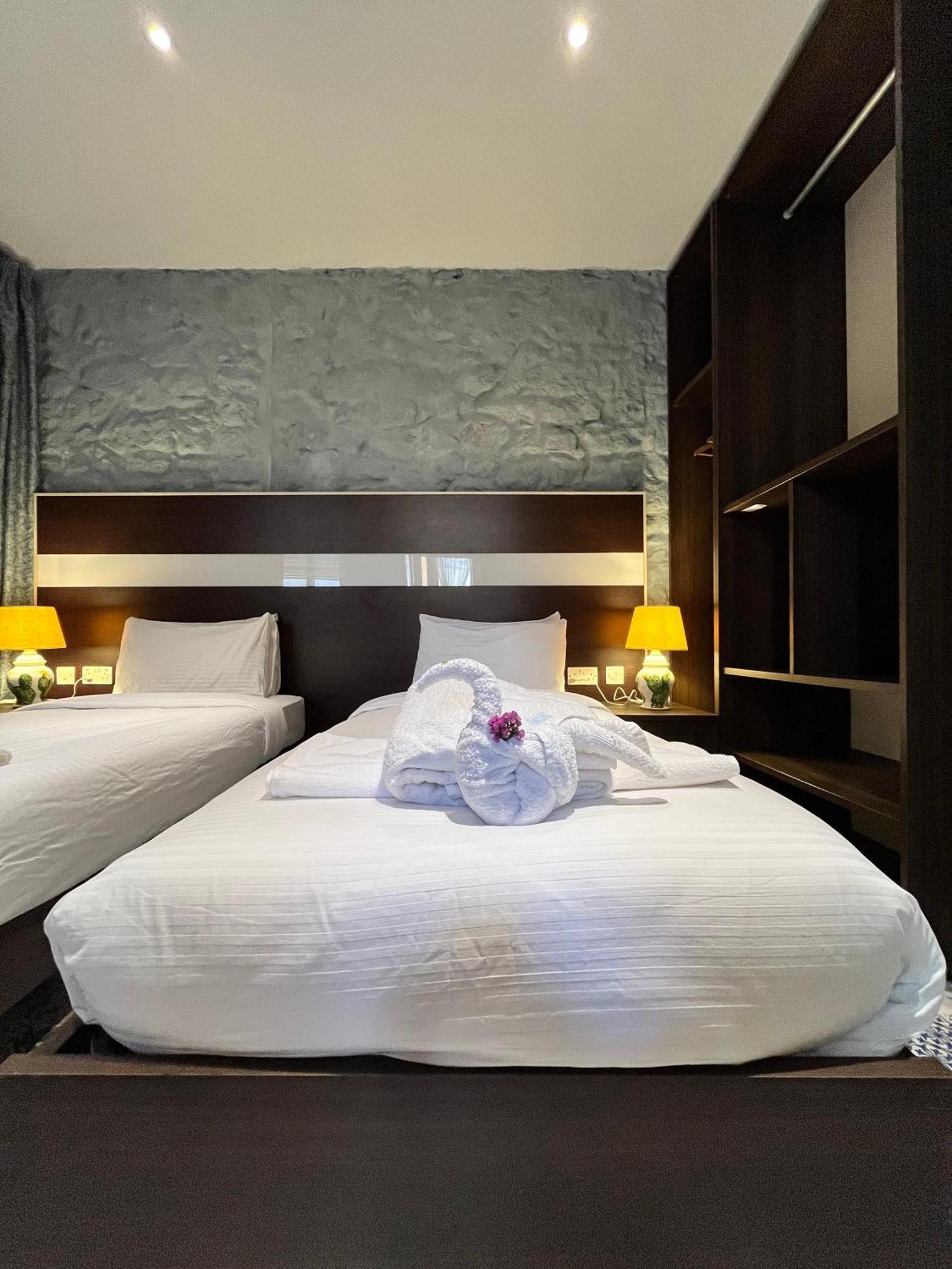 My Travel House Hotel Rabat Bagian luar foto