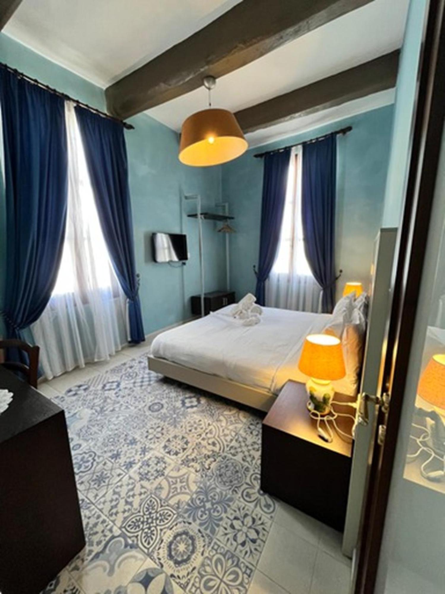My Travel House Hotel Rabat Bagian luar foto