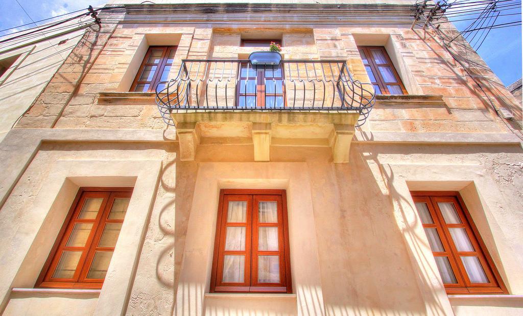 My Travel House Hotel Rabat Bagian luar foto